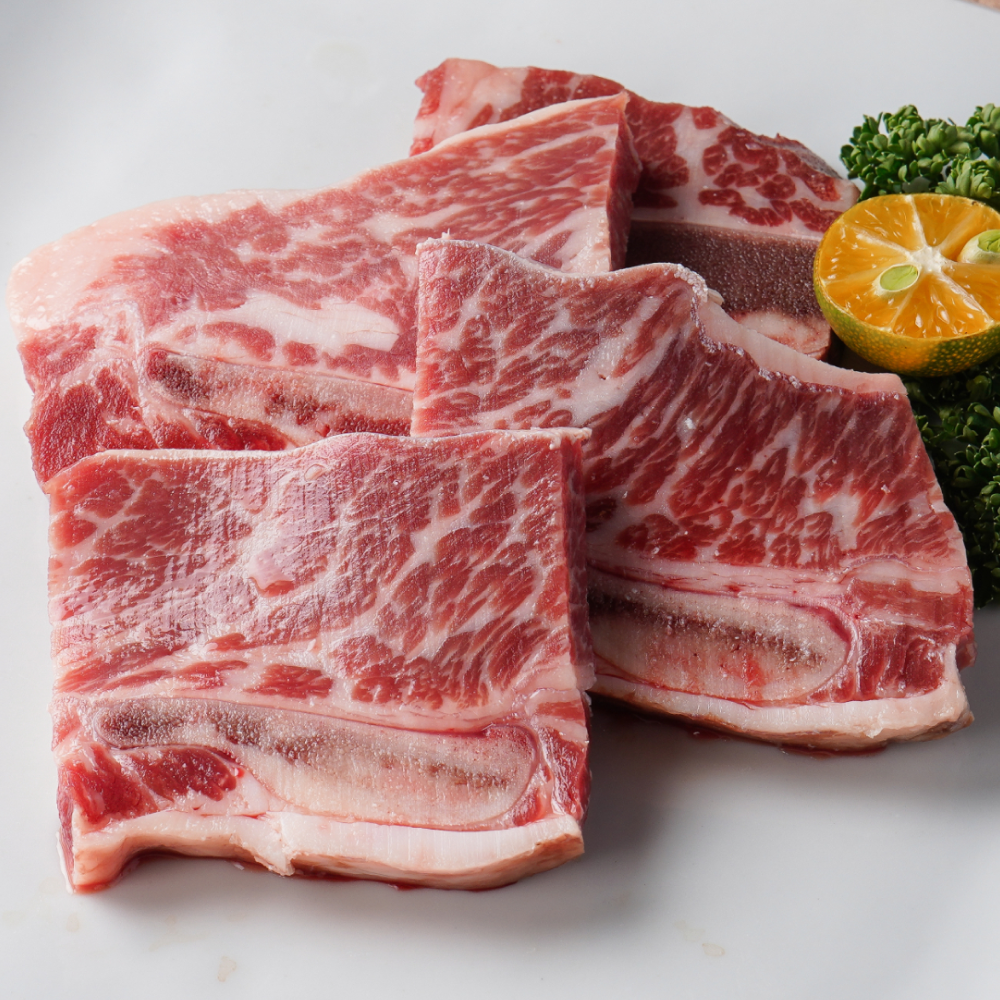骨付牛小排燒肉