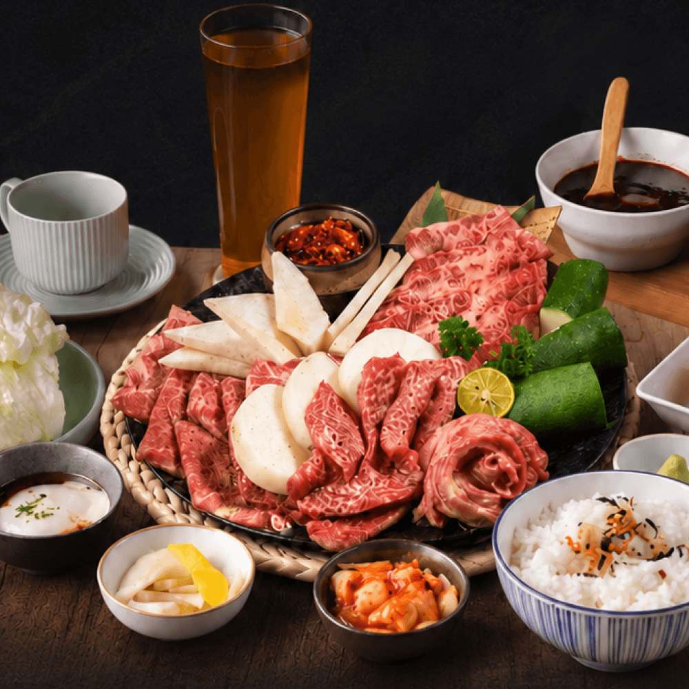 本家三人御膳